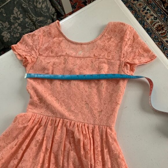 Apricity pink/peach lace dress - Picture 8 of 8